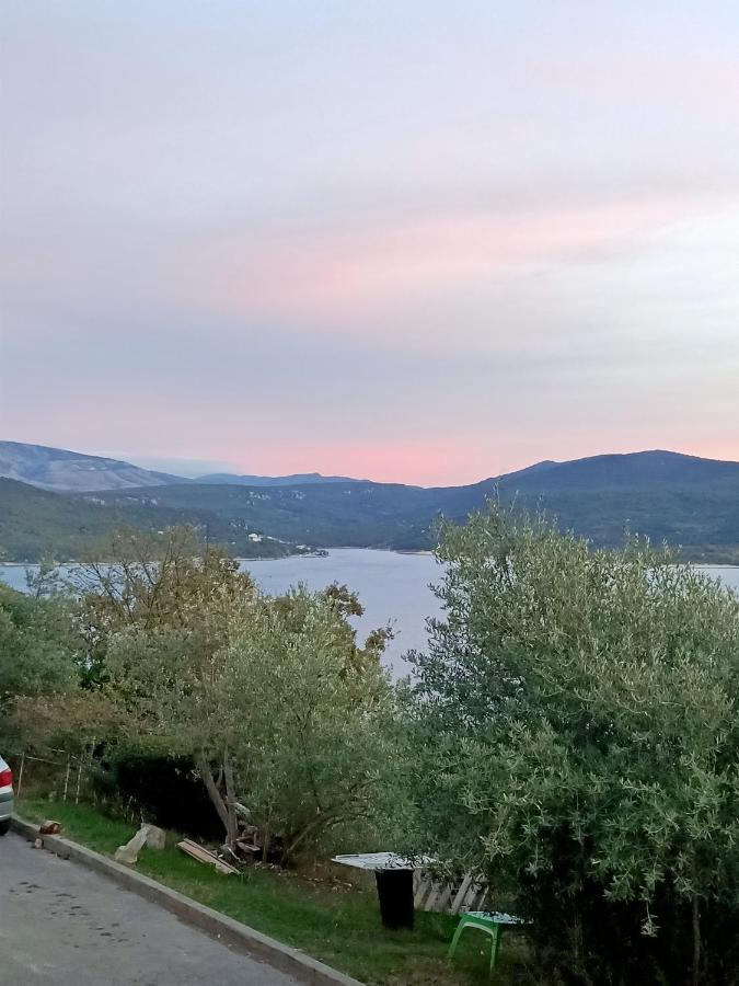 Les Haut Du Lac Сент-Круа-дю-Вердон Екстер'єр фото